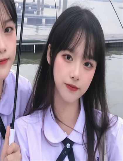 人物深度分析：吻我，爱上我格林中的主角的成长历程与心路变化 展现表演艺术的魅力